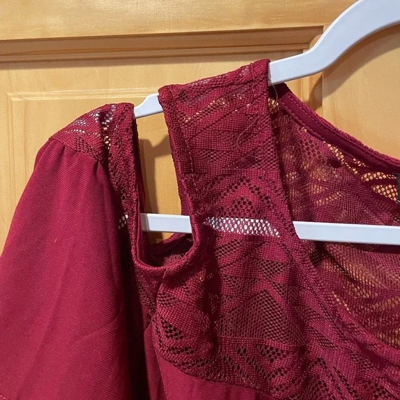 Luxology women’s top in great condition size large - Picture 3 of 5